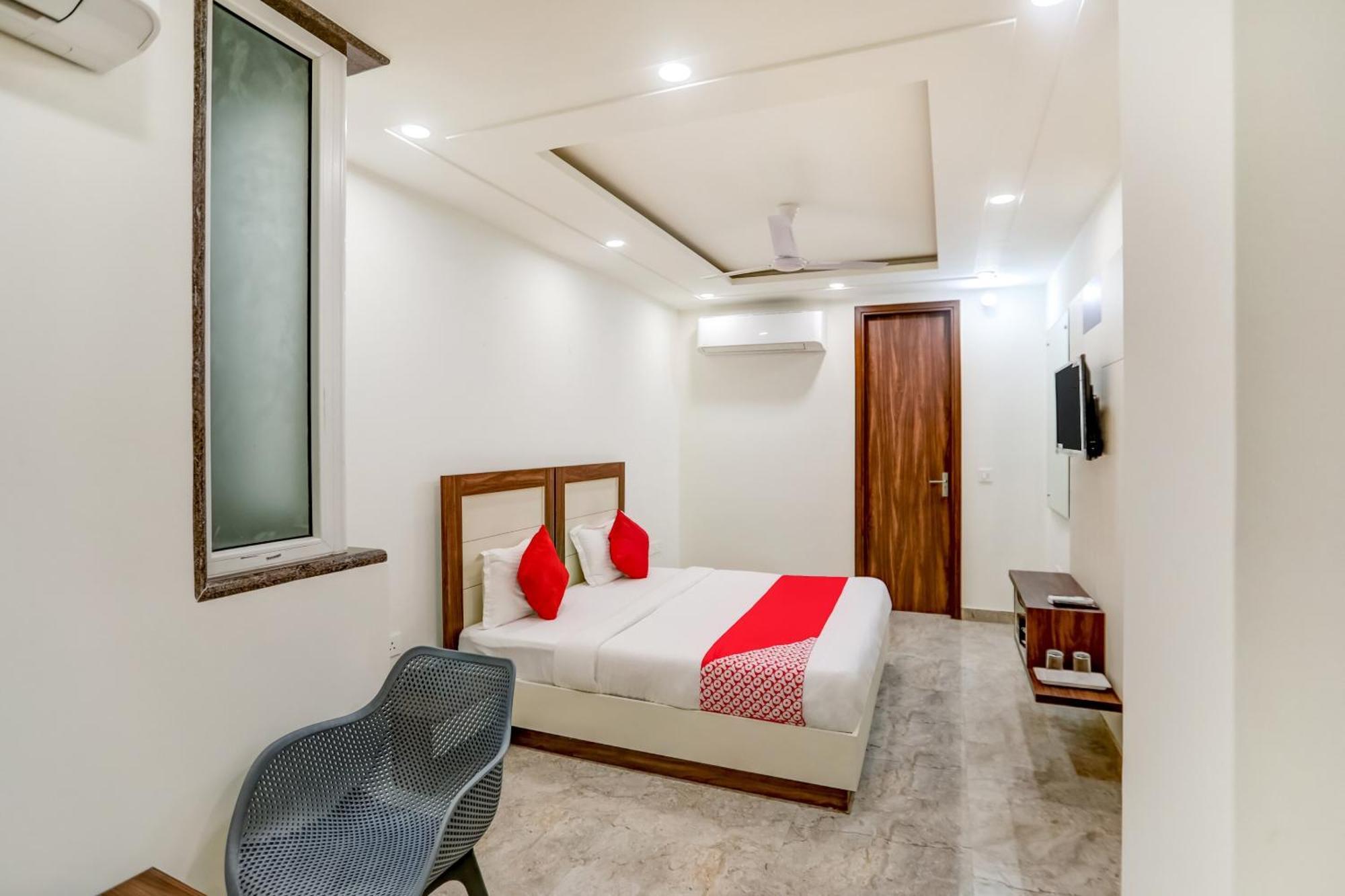 Flagship Happy Inn Delhi  Exterior photo